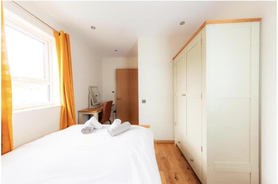 Luxury Cottage With Stunning Views Near Fairy Pools - School House 3 คาร์บอสท์ ภายนอก รูปภาพ