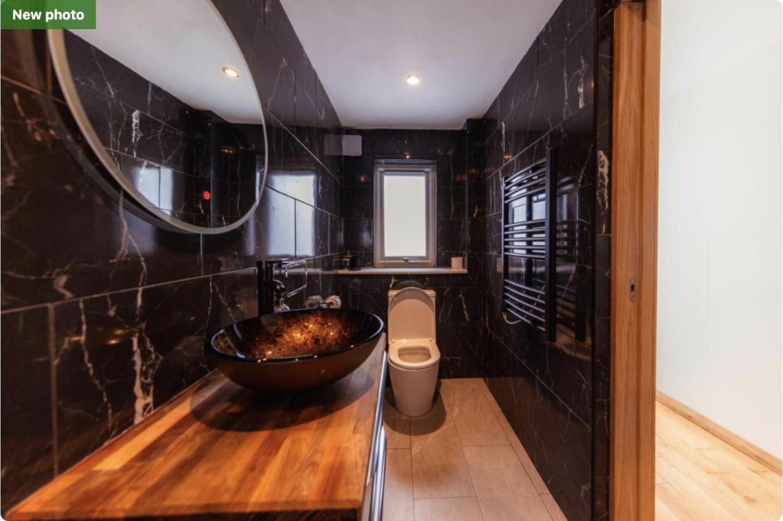 Luxury Cottage With Stunning Views Near Fairy Pools - School House 3 คาร์บอสท์ ภายนอก รูปภาพ